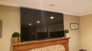 lot 81 image: Samsung 75 Smart TV.