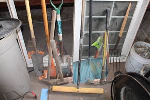 lot 819 image: Sledgehammers, Shovels, Spades, Pick Axe, Snow Shovel, Push Broom, Pitch Fork, Loppers, Yard Tools