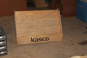 lot 910 image: Wood Magazine Organizer Rack 3-tier