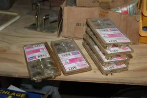 lot 909 image: Lot of (6) Liberty Hardware 1-14 Sterling Nickel Round Knobs 10-count