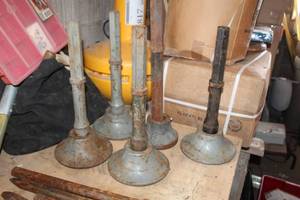 lot 782 image: Lot of (5) Jack Hammer Bits and Parts 1-14 Hex Shank