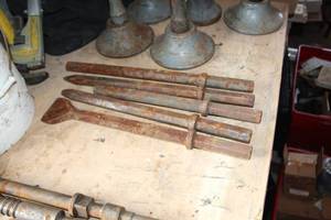 lot 781 image: Lot of (5) Jack Hammer Bits 1 Hex Shank