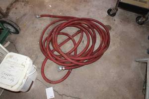 lot 784 image: Jack Hammer Air Hose Line with Connectors