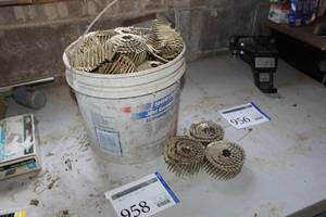 lot 958 image: Coil Nails