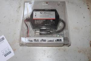 lot 947 image: Schumacher 1.5A Fully Automatic Onboard Battery ChargerMaintainer SE-1-12S