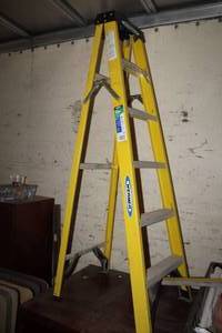 lot 1003 image: Werner Fiberglass Step Ladder 6