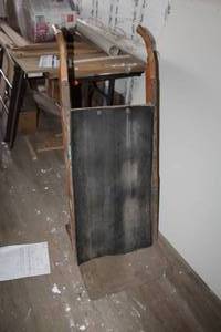 lot 1023 image: Nutting Truck and Caster Co. 2-Wheel Hand Truck