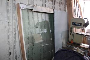 lot 1033 image: Marvin Integrity Fiberglass House Window
