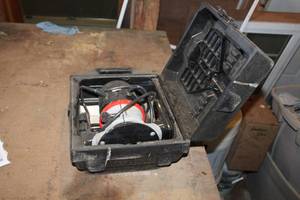 lot 963 image: Sears Craftsman Router 315.17460, Case