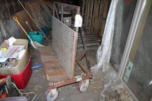 lot 798 image: PlywoodBoard Angle-Back Metal Shop Cart