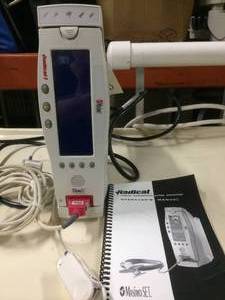 Masimo Set Radical Pulse Oximeter With Finger SPO2 Pulse Sensor Probe - Excellent Working Condition