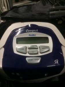 MSRP $2000&nbspResMed S8 Compact CPAP Machine With H3i Humidaire Heated Humidifier &amp Carrying Case - Excellent Working Condition