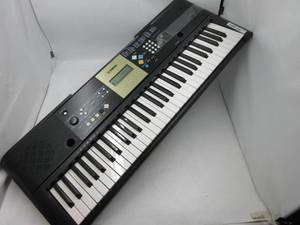 lot 9 image: Yamaha YPT-220 61 Key Personal Keyboard