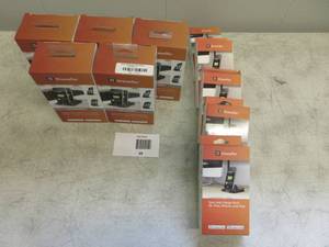 lot 69 image: Huge lot of Xtreme Mac in chargers X2