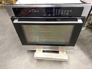 lot 473 image: Ikea Built-In Oven, Model IBS350DS0...