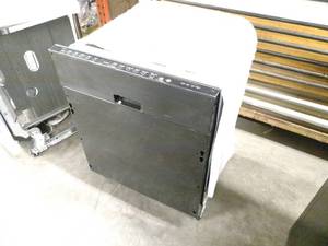 lot 479 image: Ikea Stainless Steel Dishwasher, Mo...