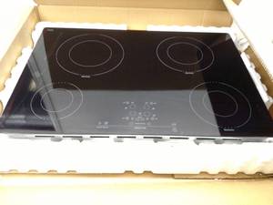 lot 485 image: Ikea Electric Drop-In Cooktop, Mode...