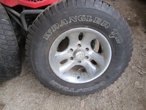 lot 17 image: Set of GM 6 Hole Wheels wGoodyear LT26575R16