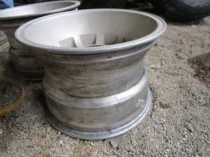 lot 16 image: (2) 15 Wheels