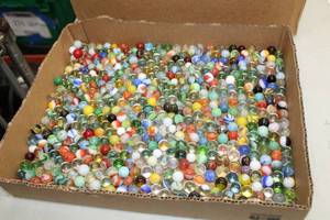 lot 449 image: Lot of (1 Box) Vintage Player Marbles - Part of a 50 year collection