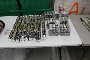 lot 510 image: Lot of (81) Confetti Poppers Large (x9), Confetti Poppers Small (x72)