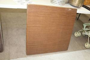 lot 507 image: Wooden Card Table