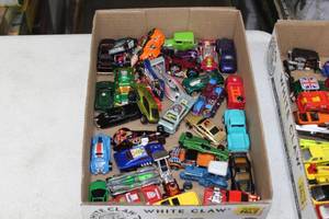 lot 478 image: Lot of (3 Boxes) Hot WheelMatchbox 164 Scale Collectible Cars