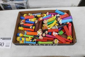 lot 480 image: Lot of (1 Box) Pez Dispensers