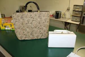 lot 523 image: Lot of (2) Soft Side Floral Hand Bags, Hard Side White Hand Bag