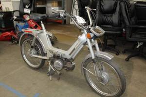 lot 293 image: Columbia Sachs Moped