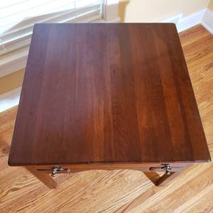 Outstanding Vintage Mahogany Side Table