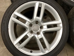 (4) Audi Wheels & Tires