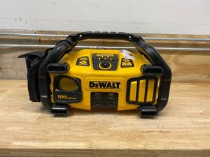 lot 64 image: DEWALT DXAEPS2 Powerstation (non-working)