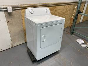 lot 90 image: AMANA 6.5 cu. ft. 240-Volt White Electric Vented Dryer with Wrinkle Prevent Option