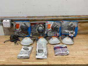 lot 102 image: 3M Lot of PPE Equipment