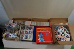 lot 163 image: Assorted Collector Cards