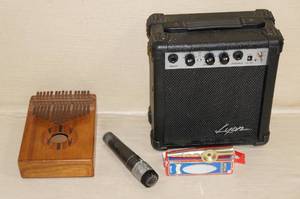 lot 161 image: Guitar Amplifier and Music Components
