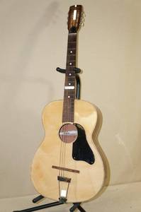 lot 158 image: Vintage Panaramic Acoustic Guitar