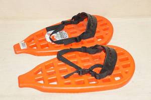 lot 167 image: Snow Dog Kids Snow Shoes
