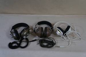 lot 144 image: 3 Sets of Vintage Studio Headphones