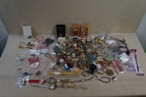 lot 69 image: Assorted Costume Jewelry and Watches