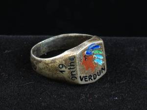 lot 21 image: 80% Silver Mens Hand Painted Ring