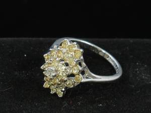 lot 23 image: Vintage Rhodium Plated Cocktail Ring