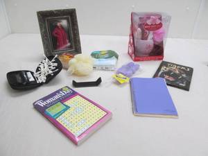 lot 69 image: Miscellaneous