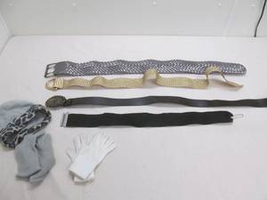 lot 112 image: Belts, mittens, hats