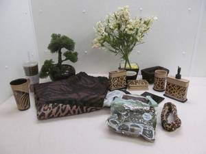 lot 142 image: Tiger print for bathroom