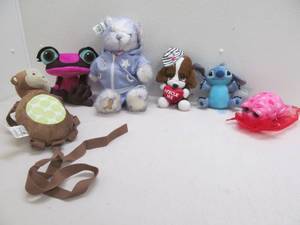 lot 149 image: Stuffed animals