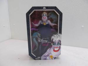lot 177 image: Disney doll Lilo