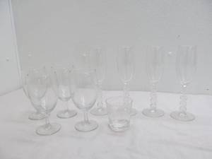 lot 301 image: Wine glasses