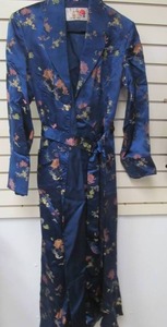 lot 312 image: Shanghai China robe